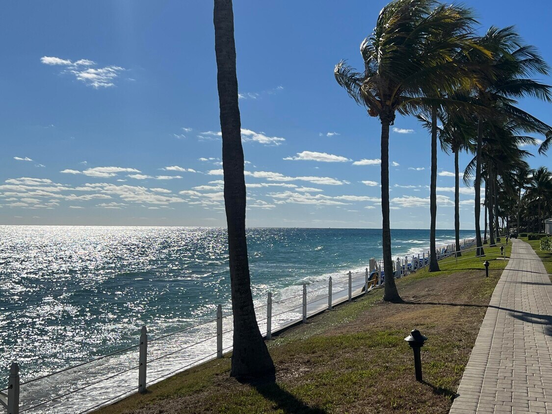 Foto principal - 400 S Ocean Blvd
