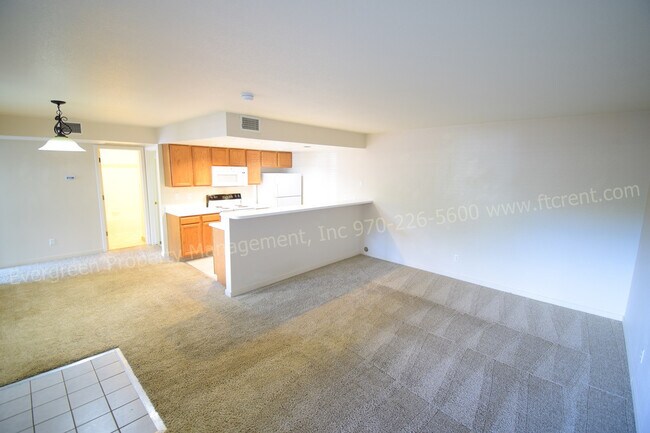 Foto del edificio - 1225 W Prospect Rd