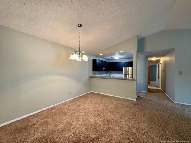 Foto del edificio - 1899 Tryon Dr