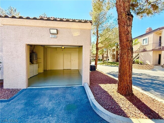 Foto del edificio - 5250 S Rainbow Blvd