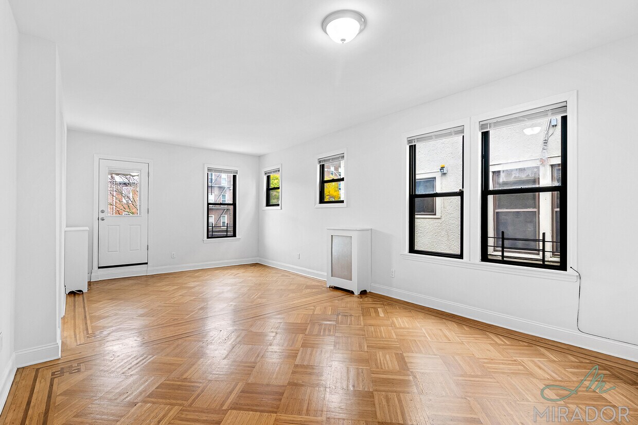 9026 Fort Hamilton Pkwy, Brooklyn, NY 11209 Townhouse for Rent in Brooklyn, NY