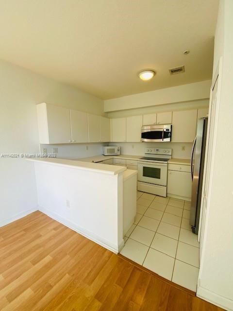 Foto del edificio - 4405 SW 160th Ave