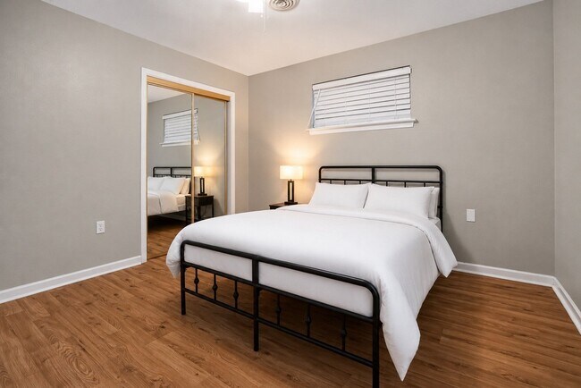 Foto del edificio - 8019 Trout Rd