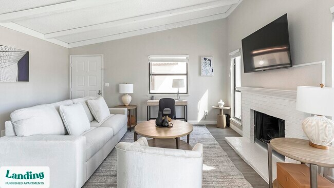 Building Photo - 5272 Tamarus St