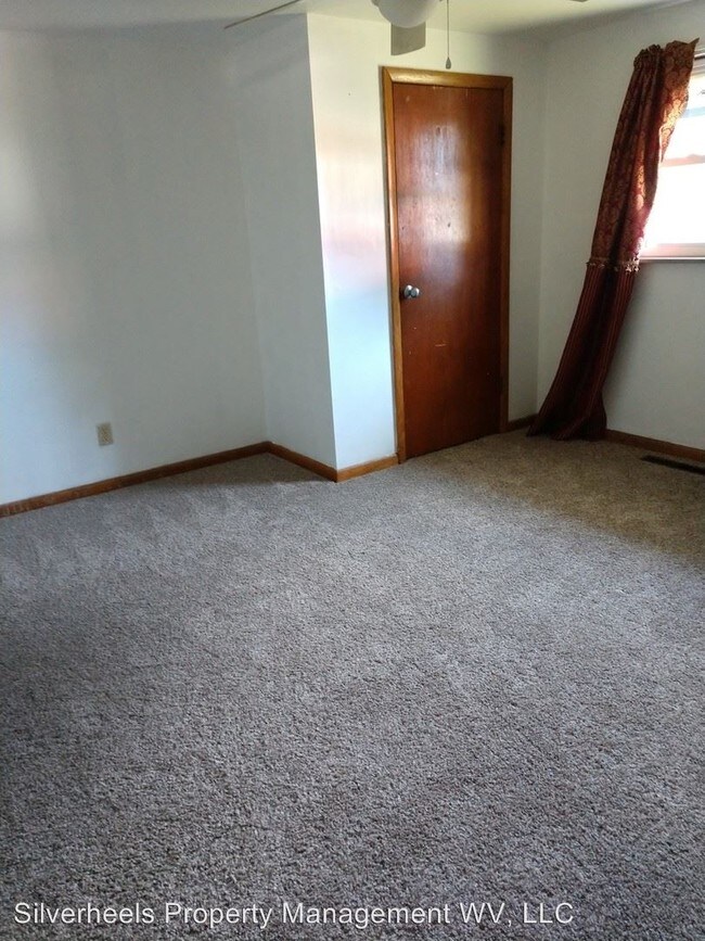 Building Photo - 2 br, 1 bath House - 2210 1/2 26th Avenue