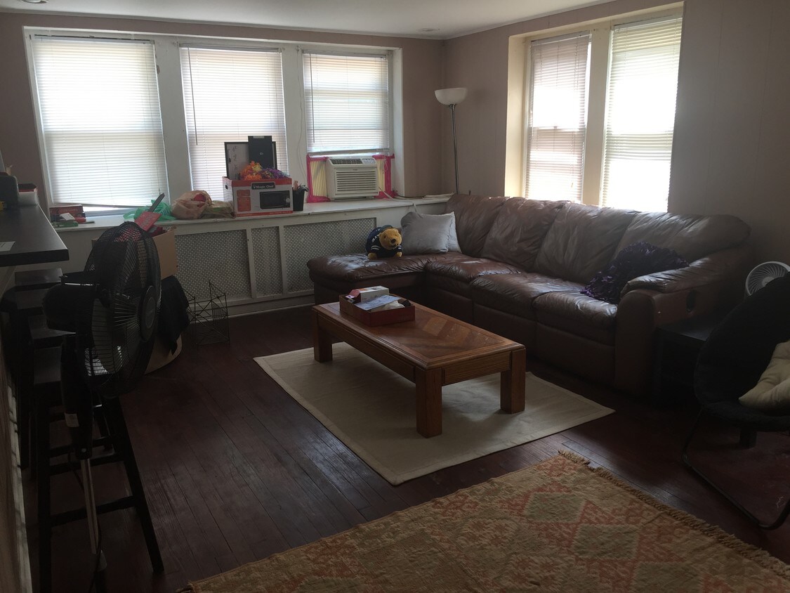 Oversized living room - 2451 N 54th St