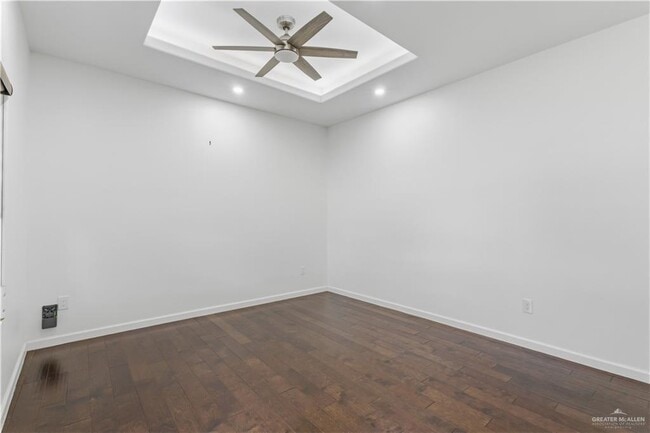 Foto del edificio - 17 Melanie Dr