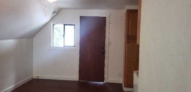 Foto del edificio - 26481 Crystal Rd
