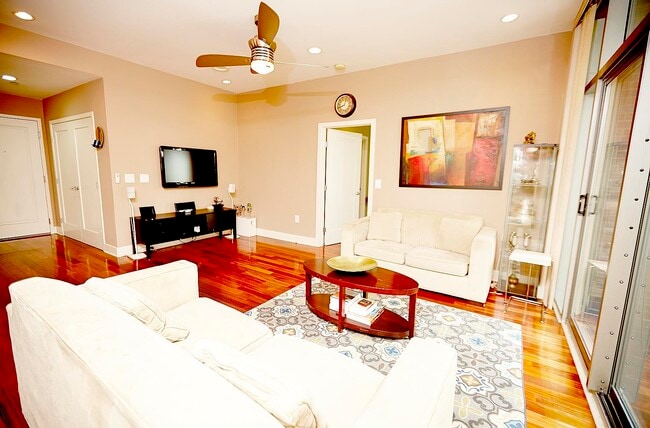 Foto del edificio - 201 LUIS M MARIN Blvd