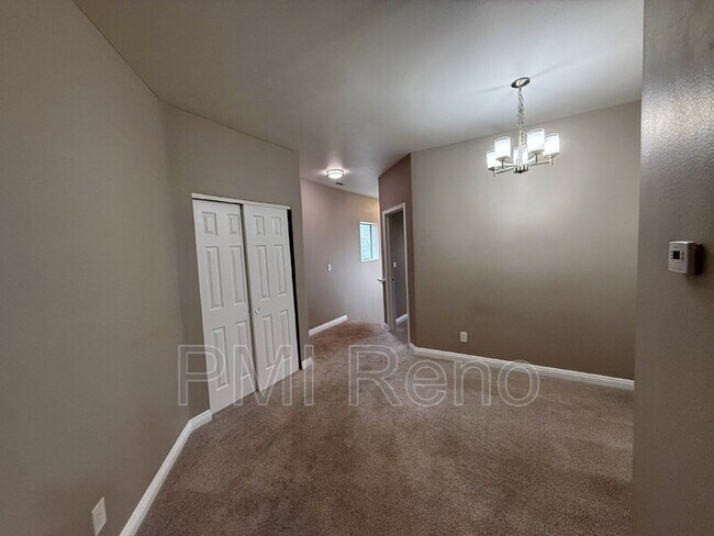 Foto del edificio - 900 S Meadows Pkwy