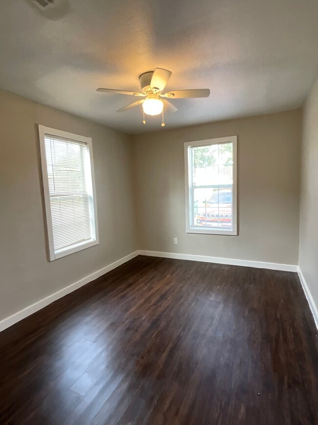Bedroom 1 - 4126 Sayers St