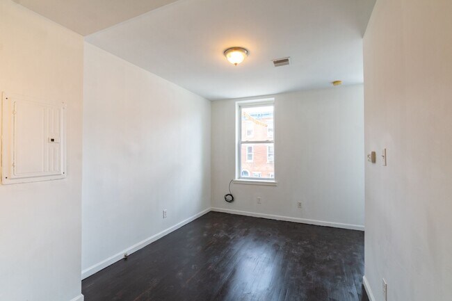 Foto del edificio - 305 N 41st St