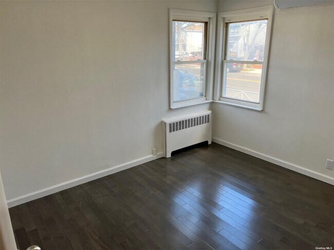 Building Photo - 230-19-230146 146th Ave