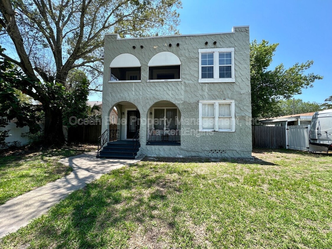 Foto principal - 1310 28th St N