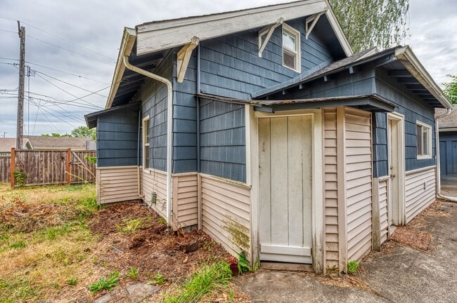 Building Photo - Charming 3-Bedroom Home for Rent in Tacoma...