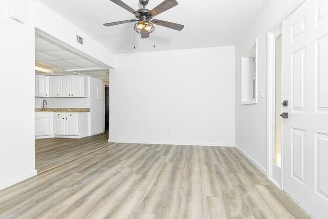 Building Photo - Experience the best of Decatur from the he...
