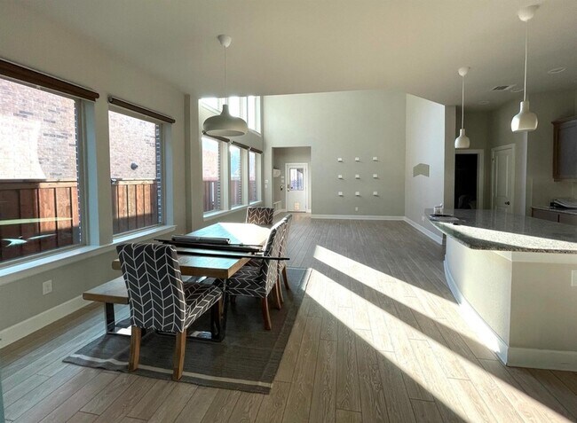 Foto del edificio - 4308 Indigo Lark Ln