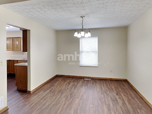 Foto del edificio - 4483 Landmark Road