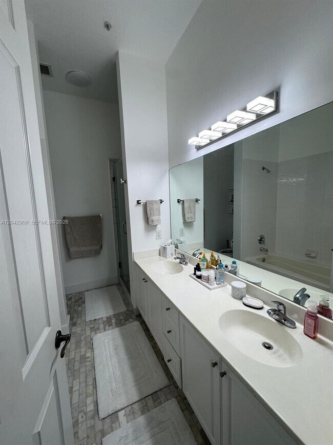 Foto del edificio - 4602 SW 160th Ave
