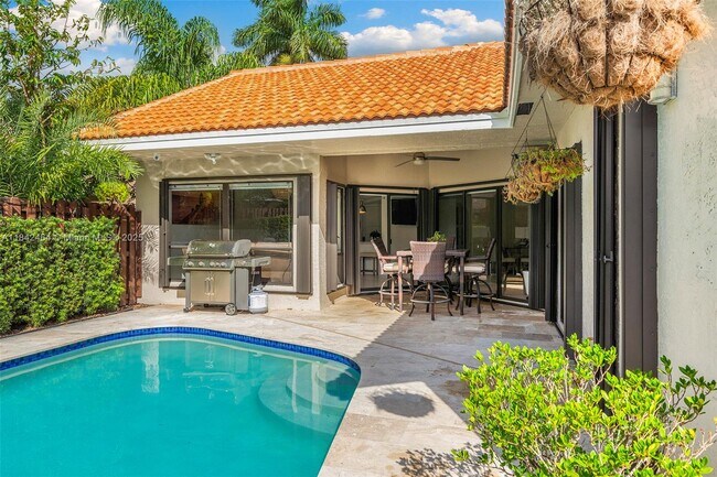 Foto del edificio - 9420 NW 18th Pl