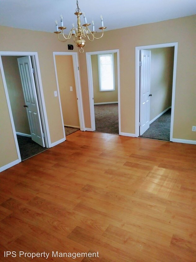 Primary Photo - 5305 Cecil Ave
