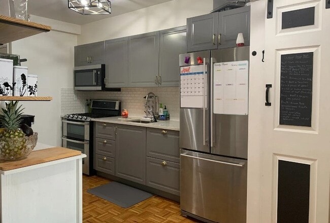 Foto del edificio - 28-14 48th St