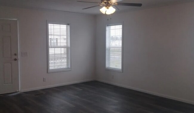 Foto del edificio - 57185 Carriage Ln