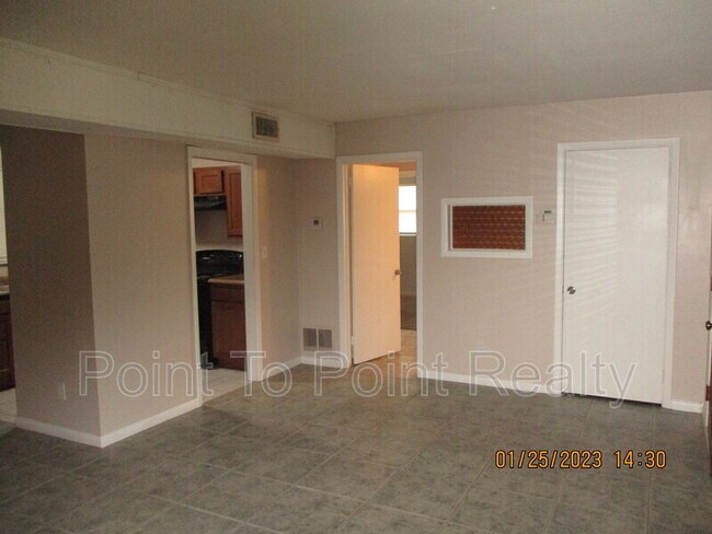 Foto del edificio - 1038 La Marche Dr