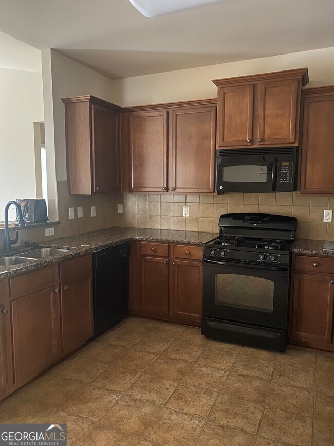Foto del edificio - 5219 Centennial Hill Dr NW