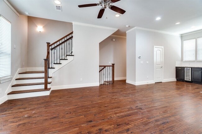Photo - 4323 Dickason Ave Townhome