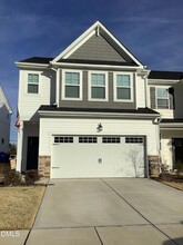 Building Photo - 35 Village Edge Dr