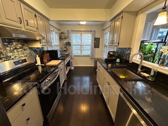 Foto del edificio - 1275 Hillock Crossing