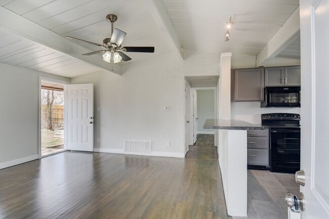 Foto del edificio - 918 S Arcadia St