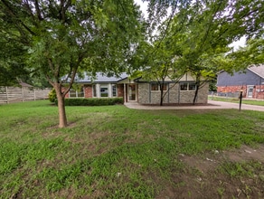 Building Photo - 11727 S 87th E Ave