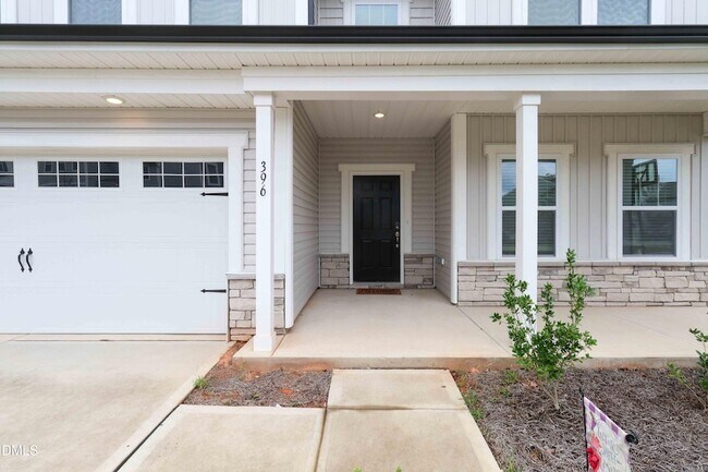 Foto del edificio - 396 Bent Willow Dr