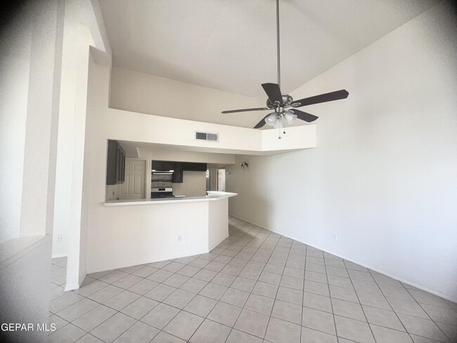 Building Photo - 7317 Desierto Azul Dr