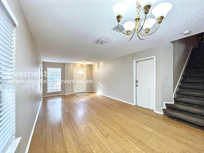 Building Photo - 13923 Conner Downs Dr