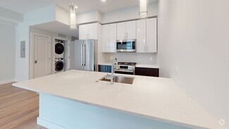 Building Photo - 124 Highland Ave