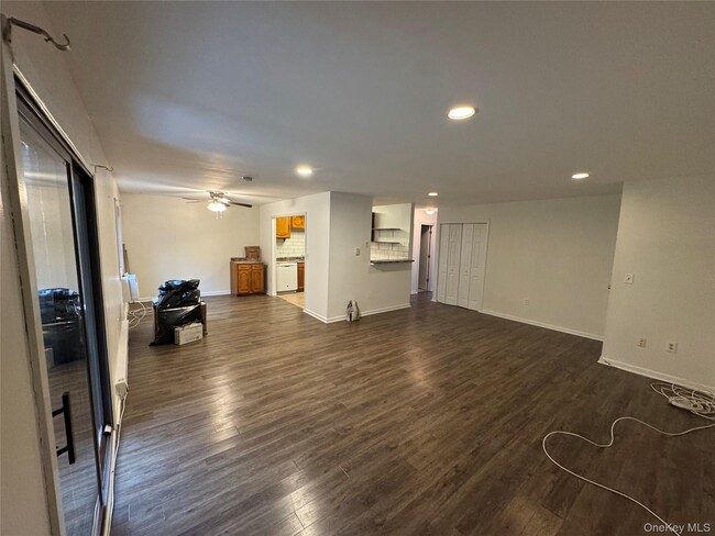 Foto del edificio - 33 Scarborough Ln