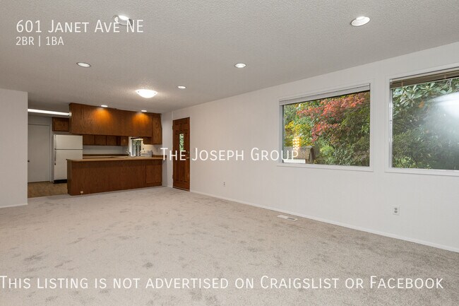 Building Photo - Cozy 2 bed in North Bend