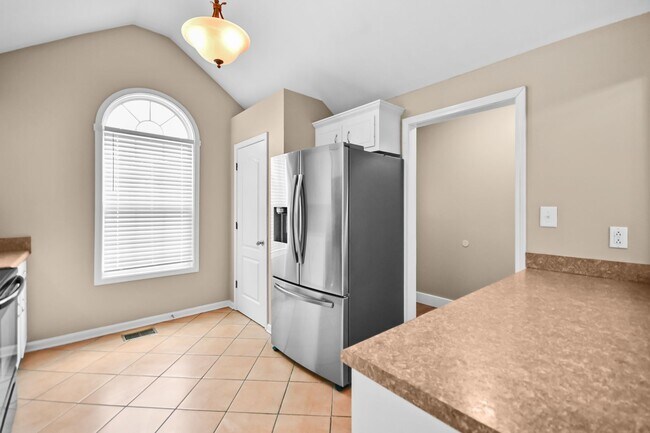 Foto del edificio - Pet Friendly Three Bedroom!