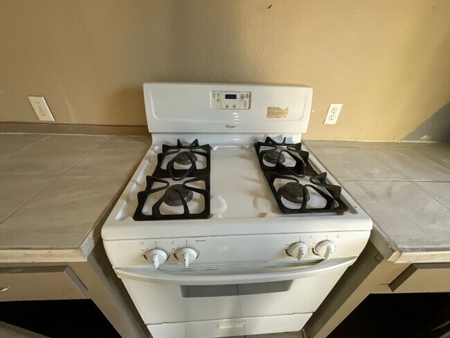 Foto del edificio - 2305 Doris Ave