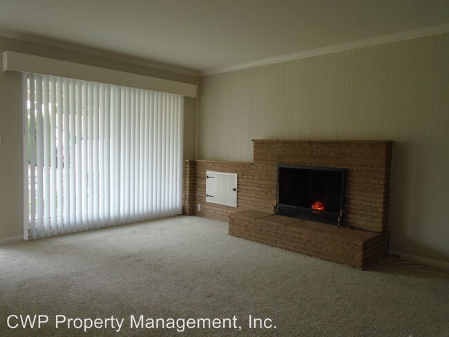 Building Photo - 3 br, 1 bath House - 1147 Via Esperanza