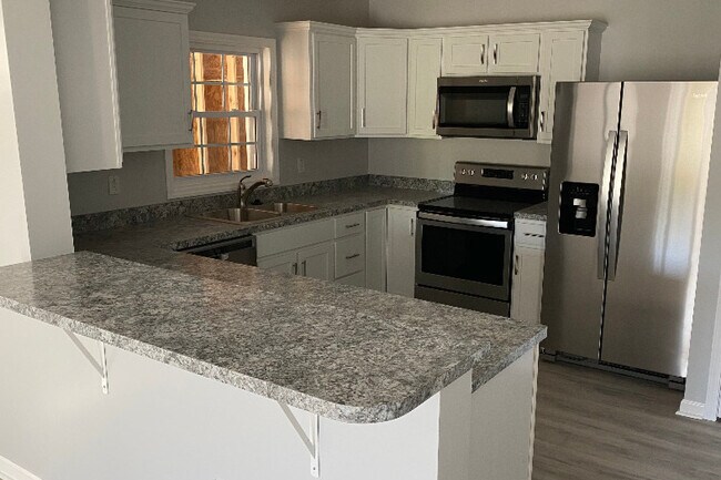 Kitchen - 1014 6th Ave
