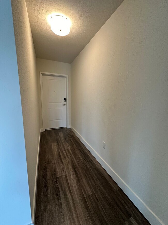 Foto del edificio - 405 NE 28th St