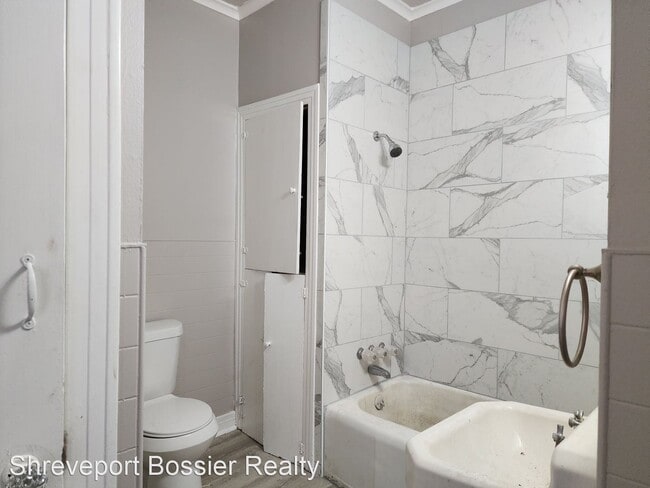 Building Photo - 2 br, 2 bath House - 1332 Wilkinson