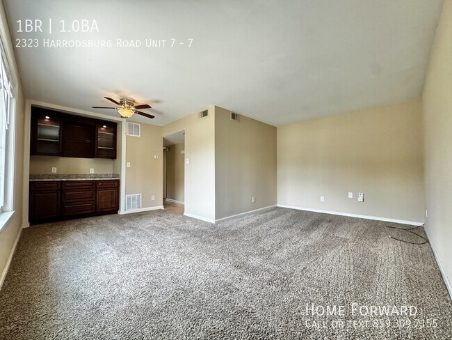 Foto del edificio - 2323 Harrodsburg Rd