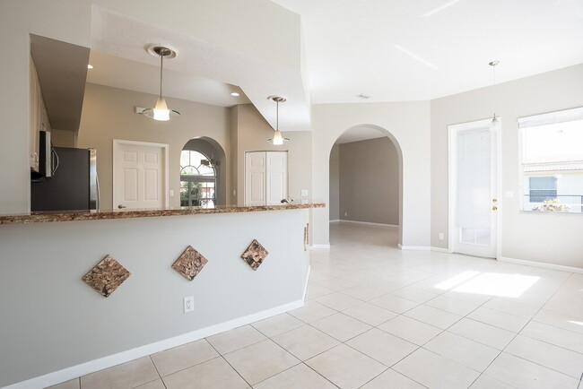 Building Photo - 109 Black Olive Crescent