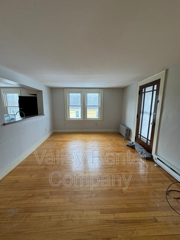 Building Photo - 64 Lyman St