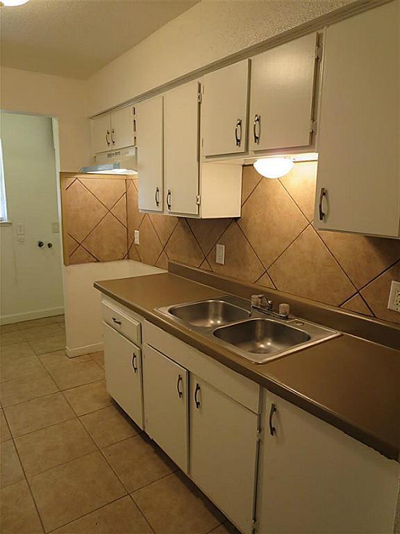 Foto del edificio - 9328 Nyssa Ave